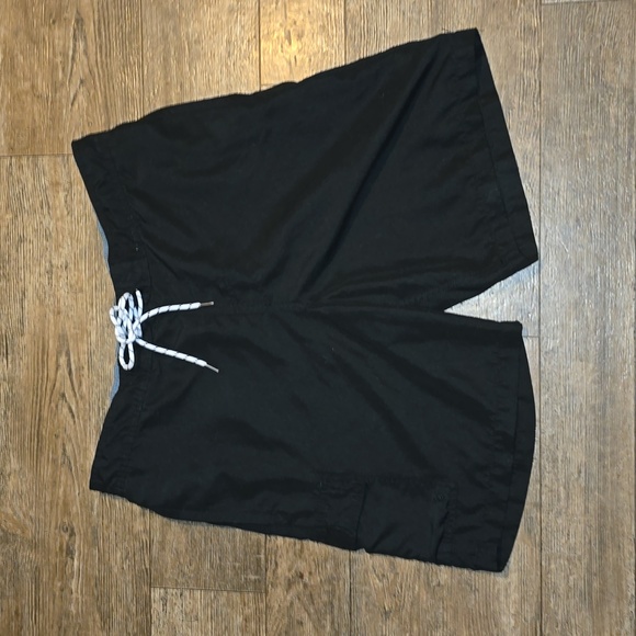 EUC Goodfellow and co. Men,'s shorts - Picture 1 of 15
